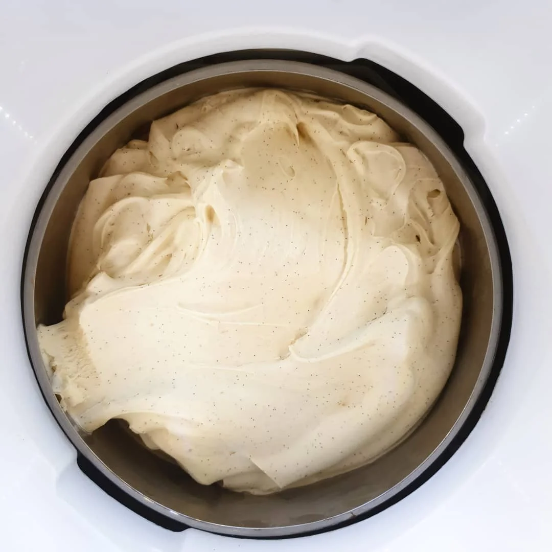 Y de la vaina al helado: mantecado de vainilla con sus motas.