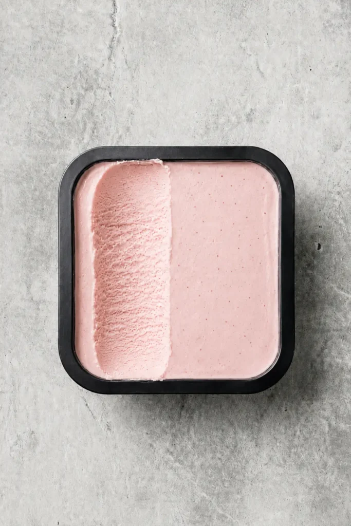 Helado de fresas con yogur