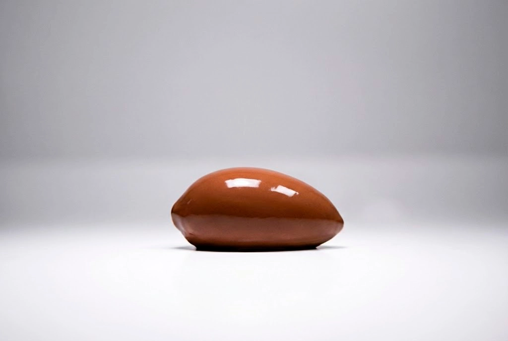 Quenelle de helado de chocolate