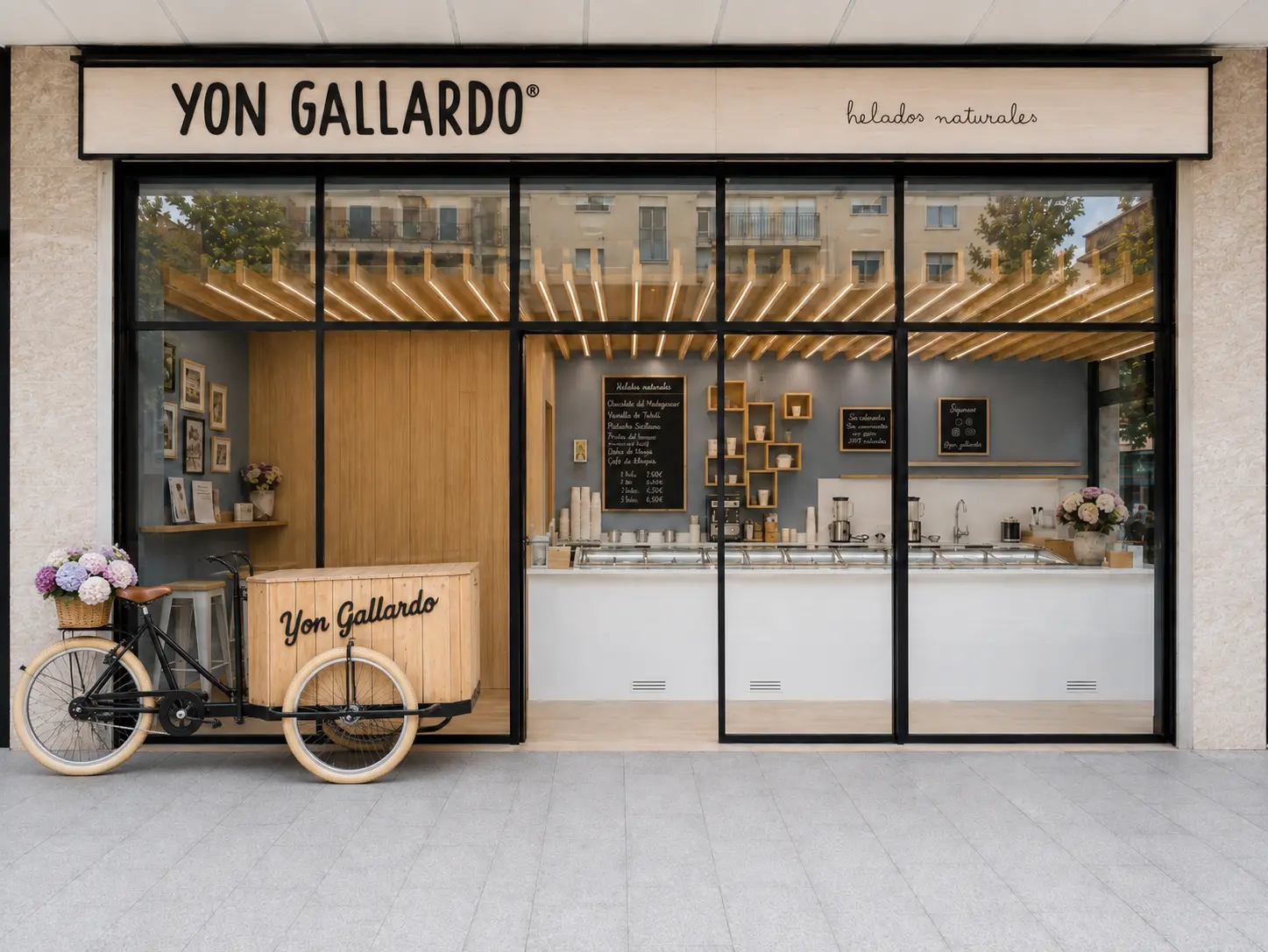 Shopfront of the Yon Gallardo Helados Naturales ice cream shop in Irun