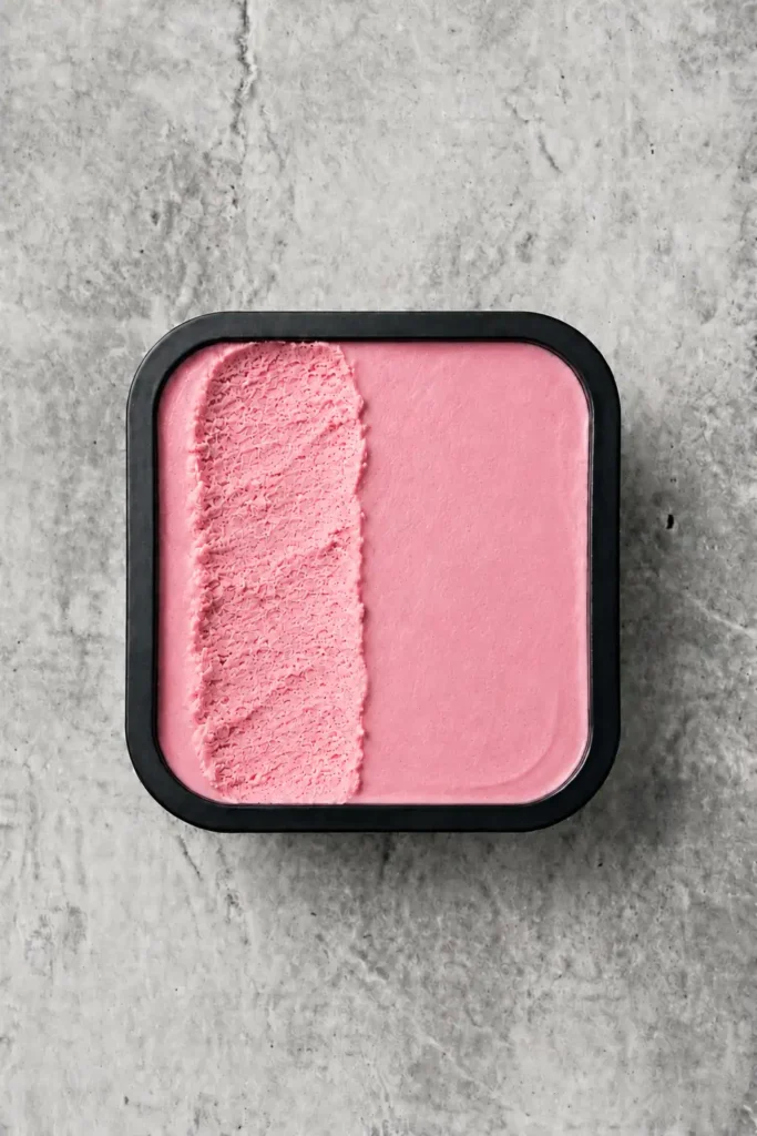 Mascarpone-Himbeer-Eis